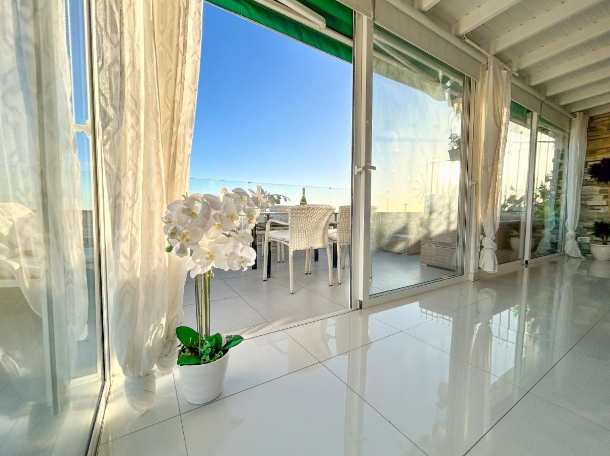 Penthouse Of Views Los Cristianos Los Cristianos  Eksteriør billede